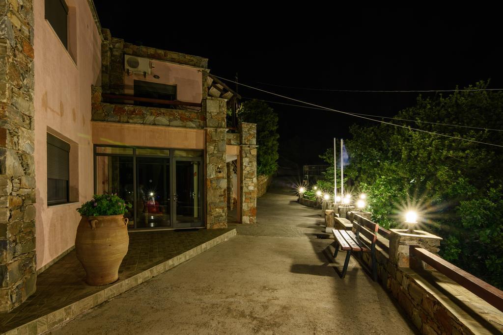 Makronas Apartments Karystos  Exterior photo